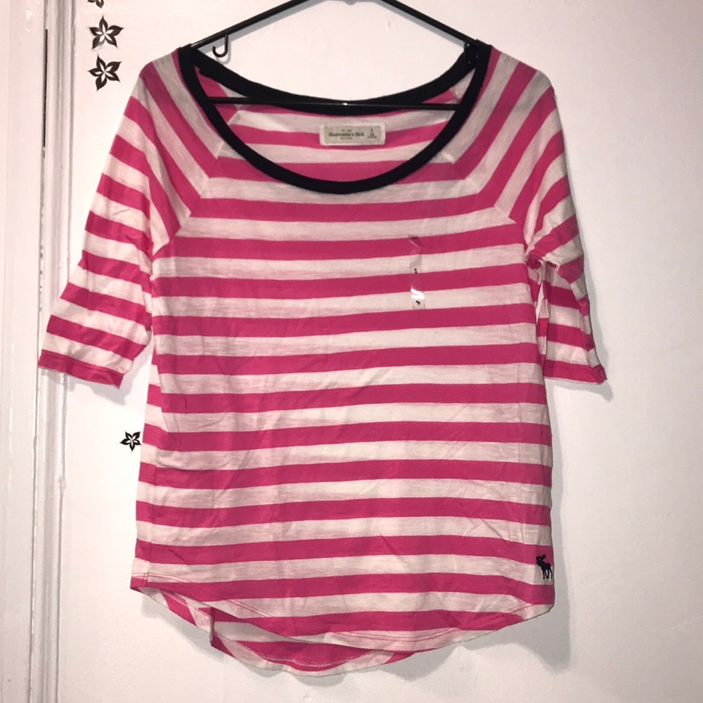 Abercombie & Fitch top